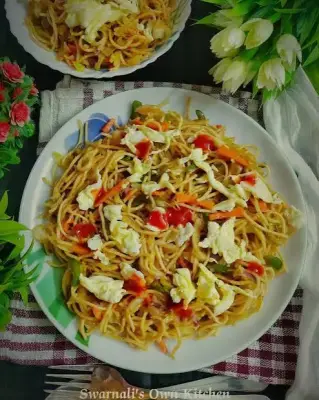 Noodles and Fried Egg
