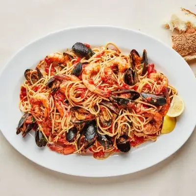 SEAFOOD PASTA
