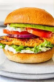 CHICKEN BURGER